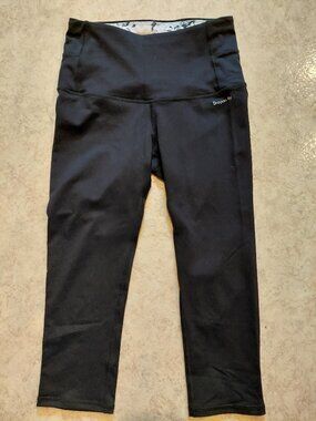 Dragon Fit Yoga Capri Pants Size Small
